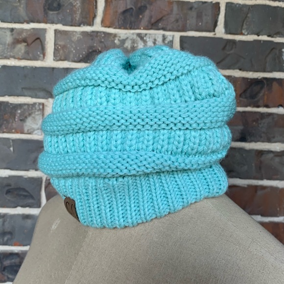 C.C Beanie Cable Knit - Light Blue - Picture 4 of 6